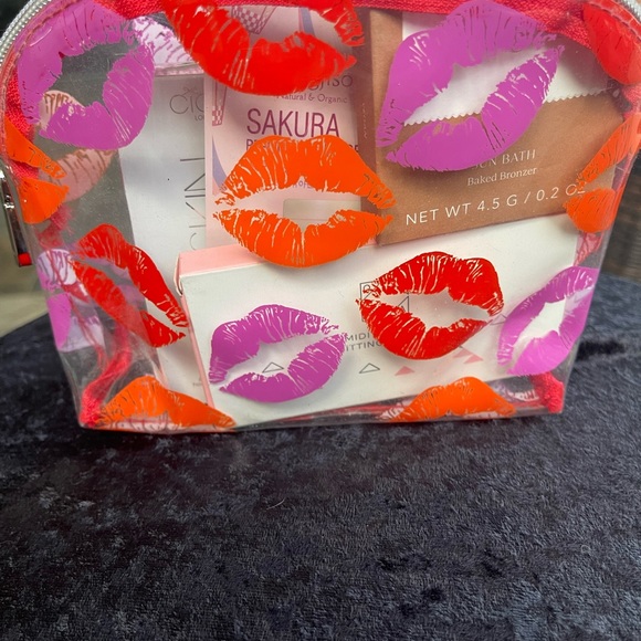 Assortment of brand name makeup - Picture 1 of 10